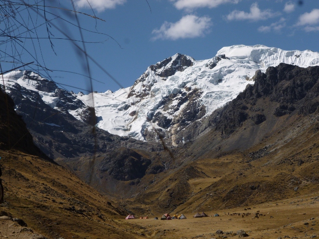 Trekking Huayhuash: Huatiac