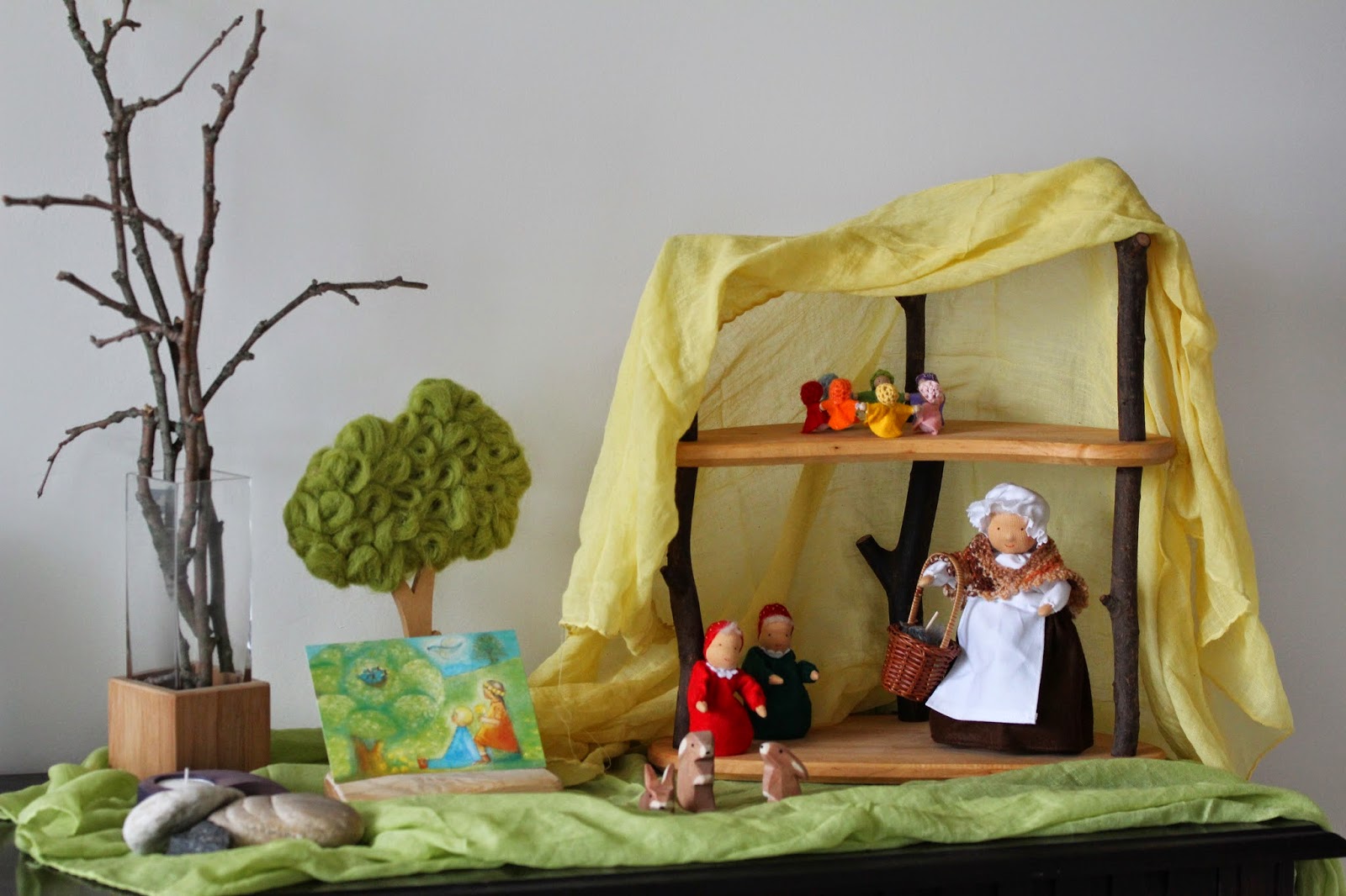 Kids, Hubby and Me: Unser Jahreszeitentisch im Mai