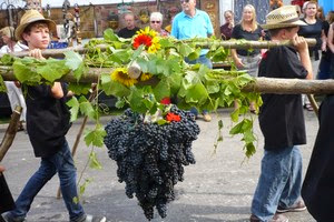 Праздничное шествие виноделов