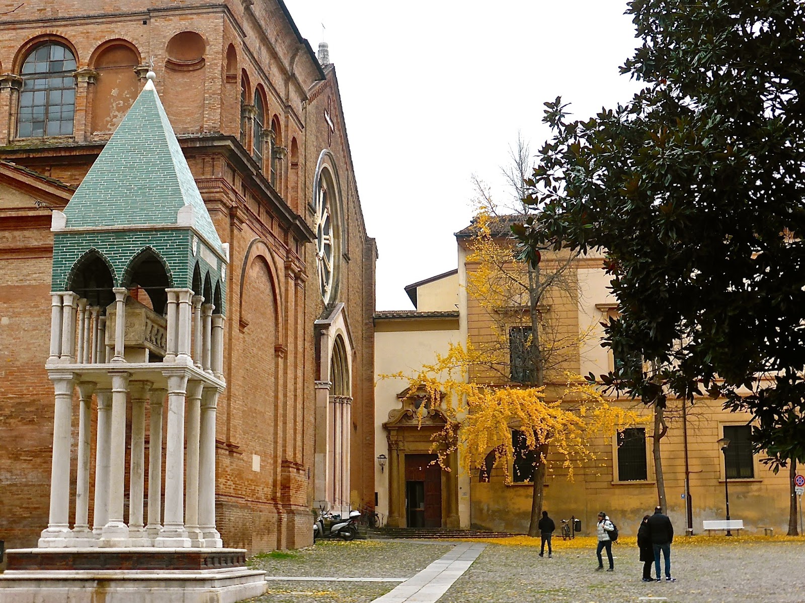 Facciamo un giro in centro? BASILICA DI SAN DOMENICO