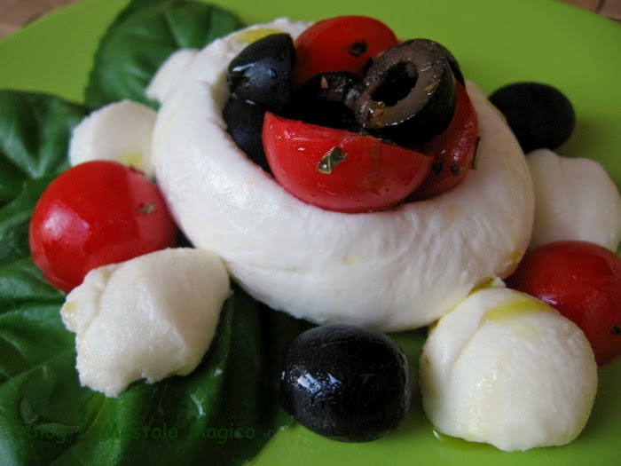 mozzarella alla caprese ripiena