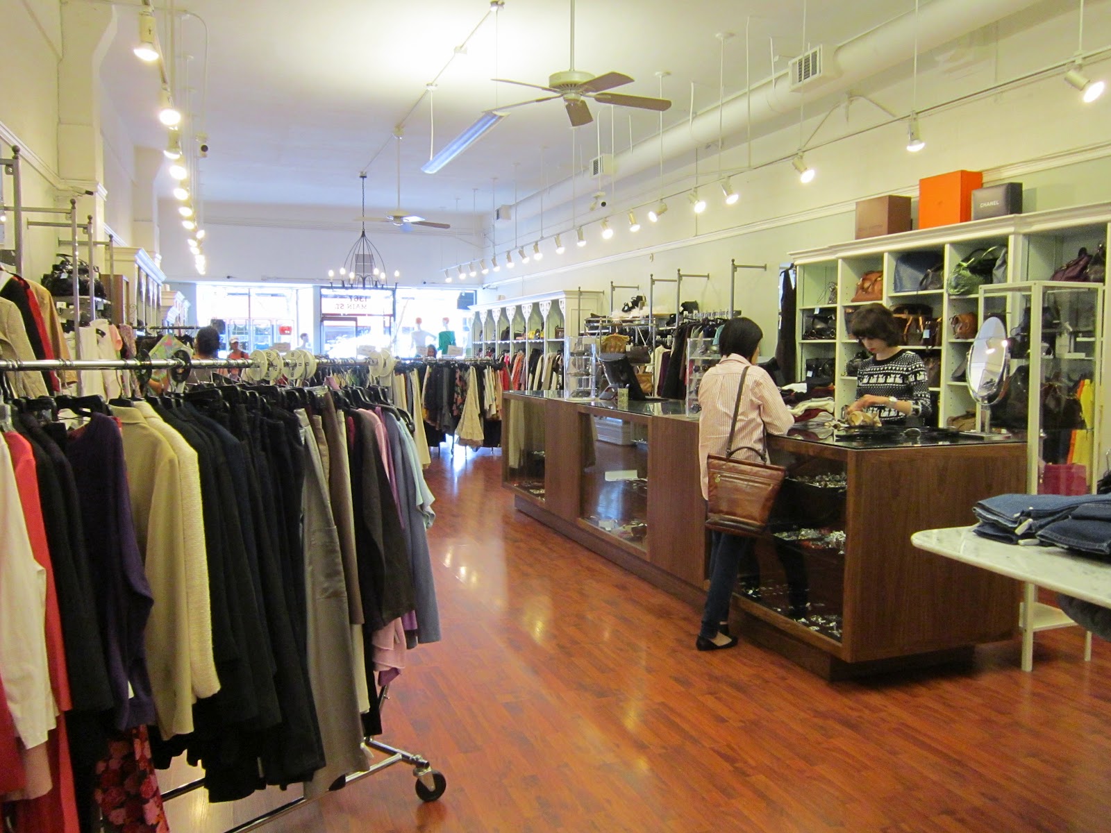 Toni's Vintage Trips Thrift Store Hunting in Walnut Creek, CA