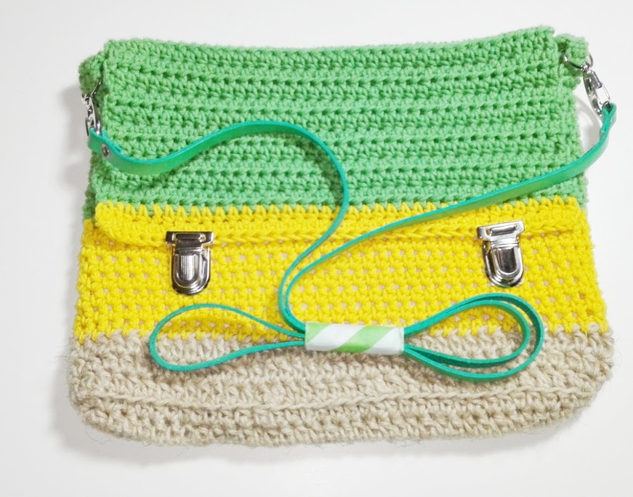 bolso-de-ganchillo-verde-amarillo