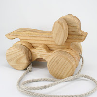 PA22, Wooden Pull along Dog, Lotes Toys