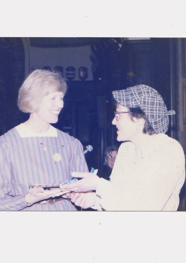 SYLVIA KENT'S READING & WRITING FORUM WARNING RED HATS AND PURPLE