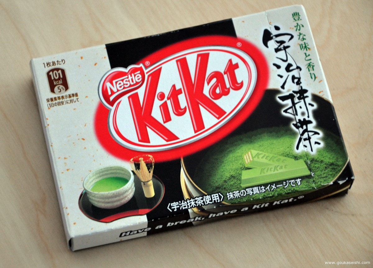 CFK Asian Snacks & Street Food Green Tea Kit Kat Review!