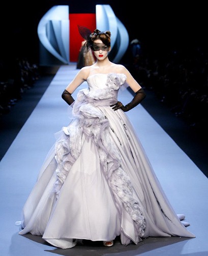 Justine Picardie: John Galliano and Kate Moss's wedding dress