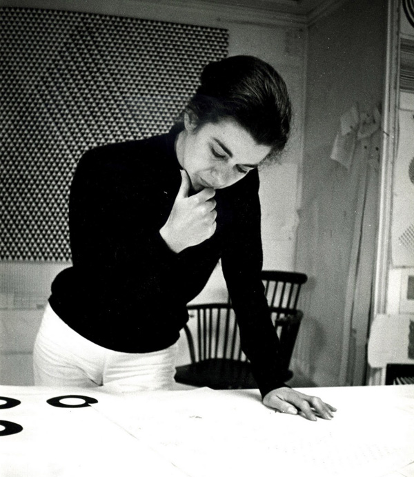 it's a heart heart season: Bridget Riley for beginners (and for the ...