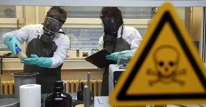 Koροναϊός: «Τα κρούσματα είναι πάνω από 40.000 έχουν διασκορπιστεί σε όλο τον πλανήτη και δεν τα έχουμε εντοπίσει»! Koροναϊός: «Τα κρούσματα είναι πάνω από 40.000 έχουν διασκορπιστεί σε όλο τον πλανήτη και δεν τα έχουμε εντοπίσει»!
