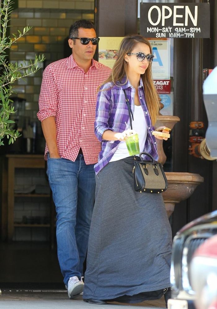 Jessica Alba and Cash Warren on Lunch Date at M Cafe in Beverly Hills