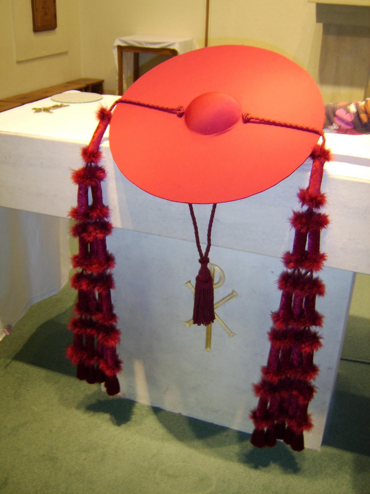 Red galero hat Clearance