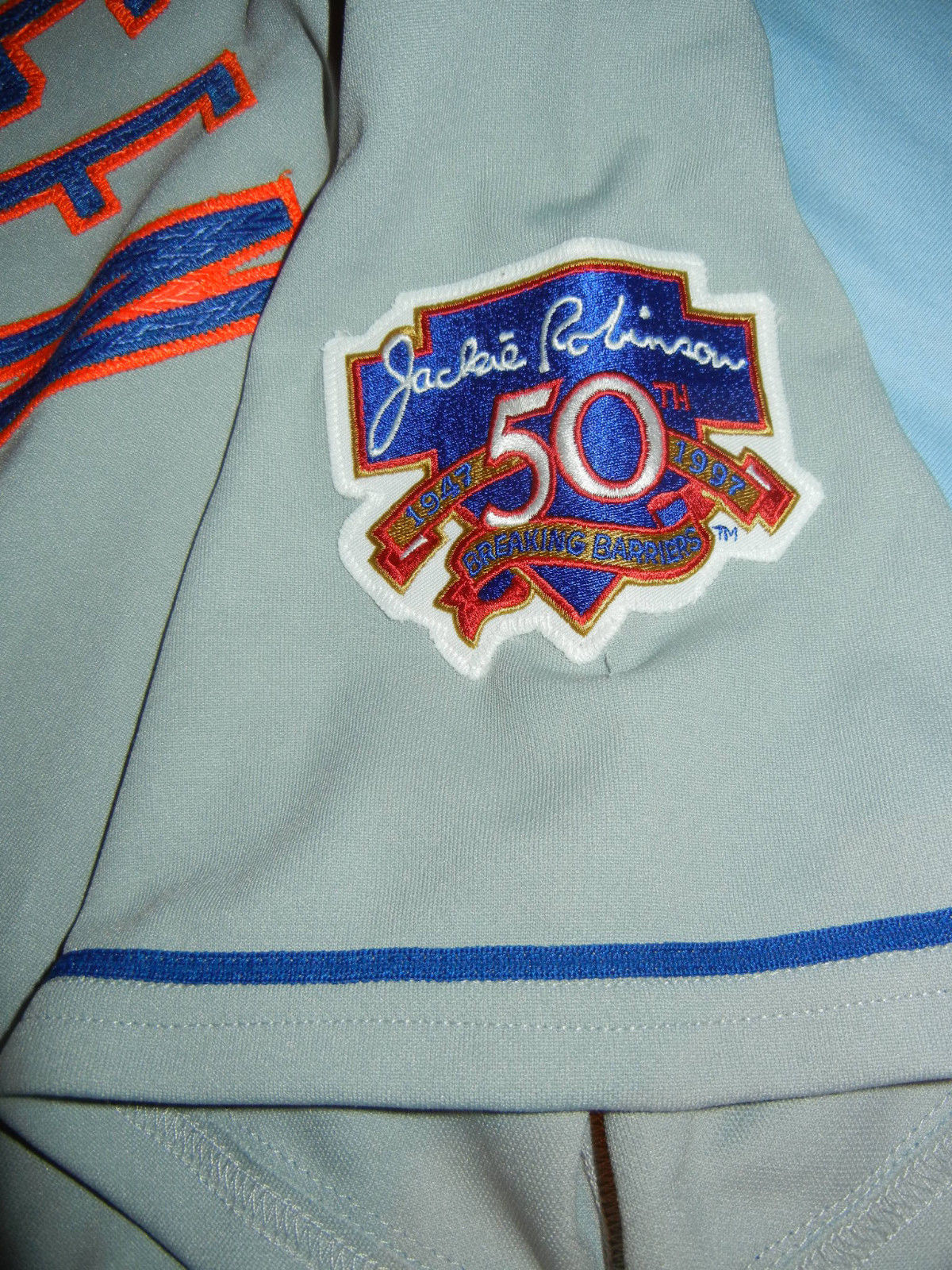  Game Used: AIS ISRINGHAUSEN METS 1997 Jersey Jackie  Robinson Patch