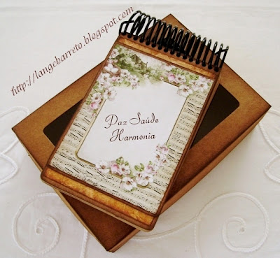 Mini álbum scrapbook