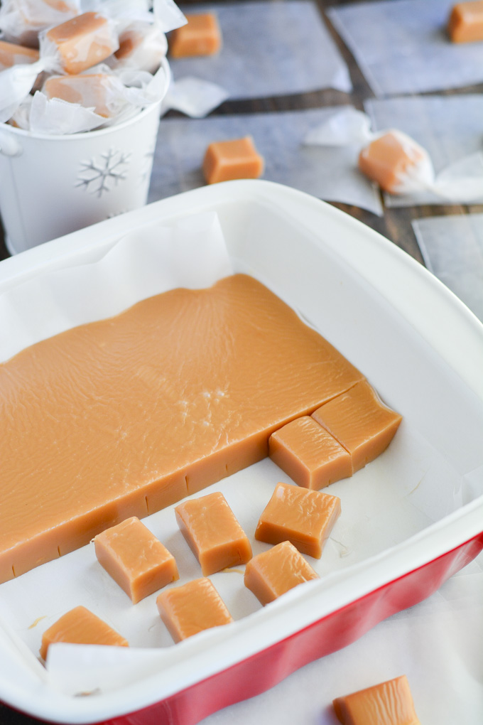Homemade Christmas Caramels Do it yourself ideas and projects