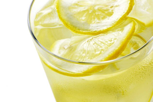 el zumo de limon ayuda a eliminar toxinas