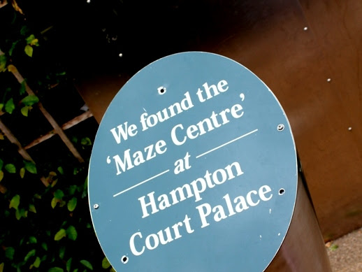 Historic Royal Palace: Hampton Court Maze and Gardens 