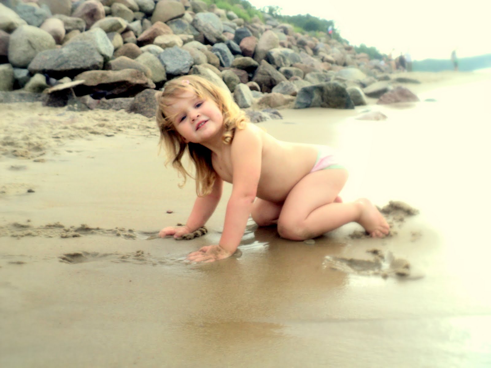 с детьми голым на пляж фото 41