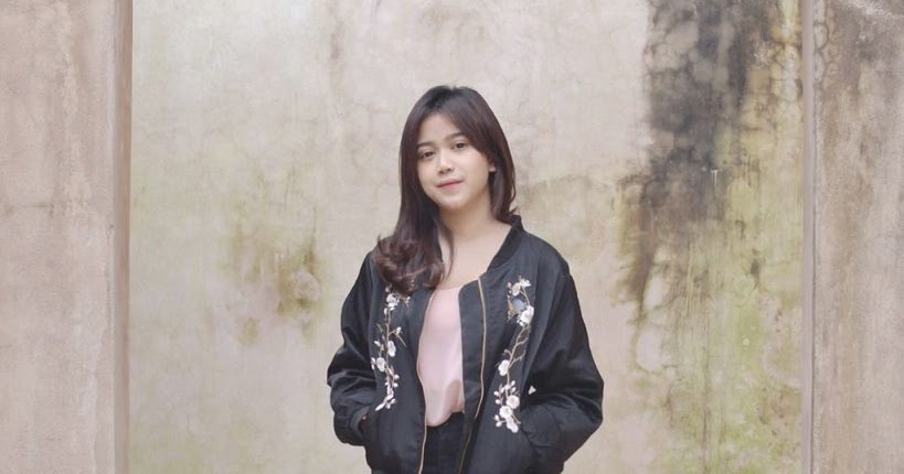 Lirik Lagu Bimbang Potret By Bianca Jodie Cover Lirik Terbaru