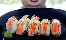 شاهدوا بالصور اغلى الأطعمة المغلفة بالذهب النقي!