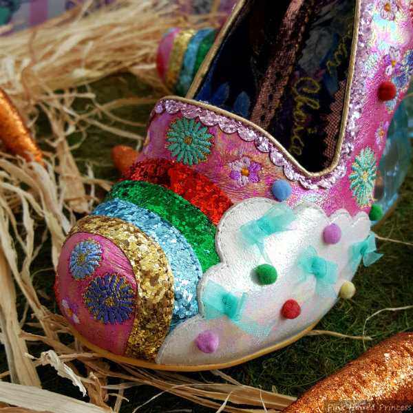 glitter rainbow detail glitter rainbow detail