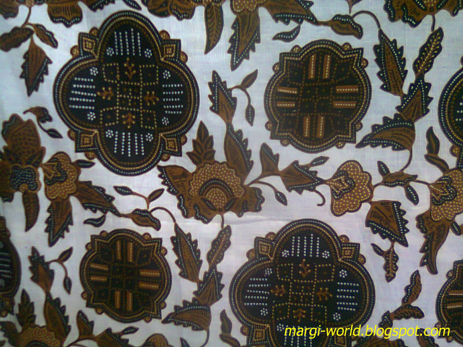 Contoh gambar batik tradisional sebagai inspirasi wallpaper