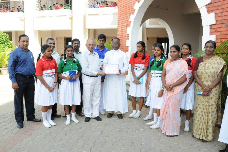 INDIAN DEVELOPMENT FOUNDATION Sea of Humanity... IDF thank