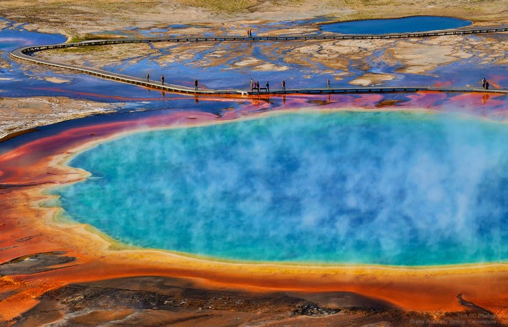 7. The Grand Prismatic Spring, Wyoming, USA - Top 10 Natural Pools