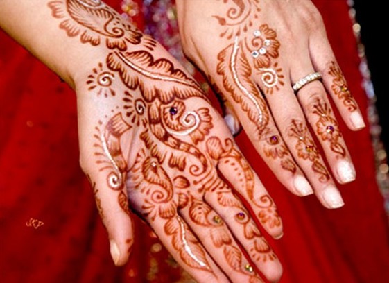 Latest+Indian+Mehndi+Designs2 New Indian Mehndi Designs For Eid 2011