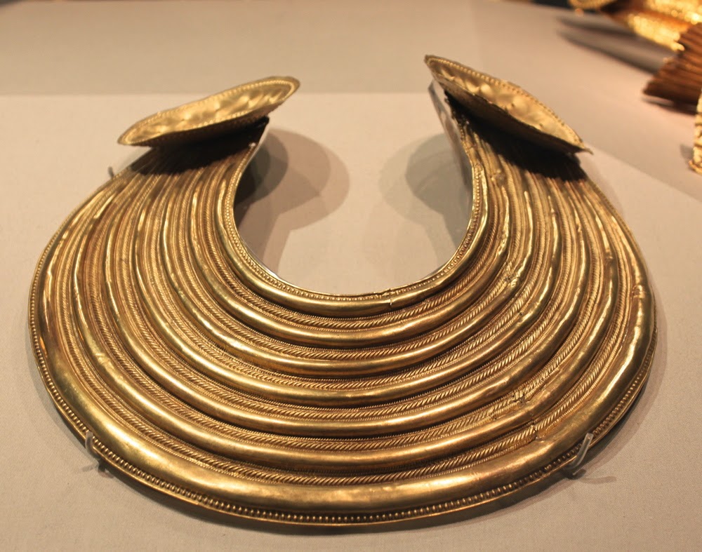 Realms Of Gold The Novel Gold Collars. 800700 BC. National Museum of