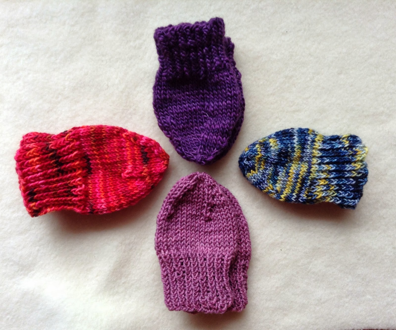 Knitting for Peace: Infant Mitts III