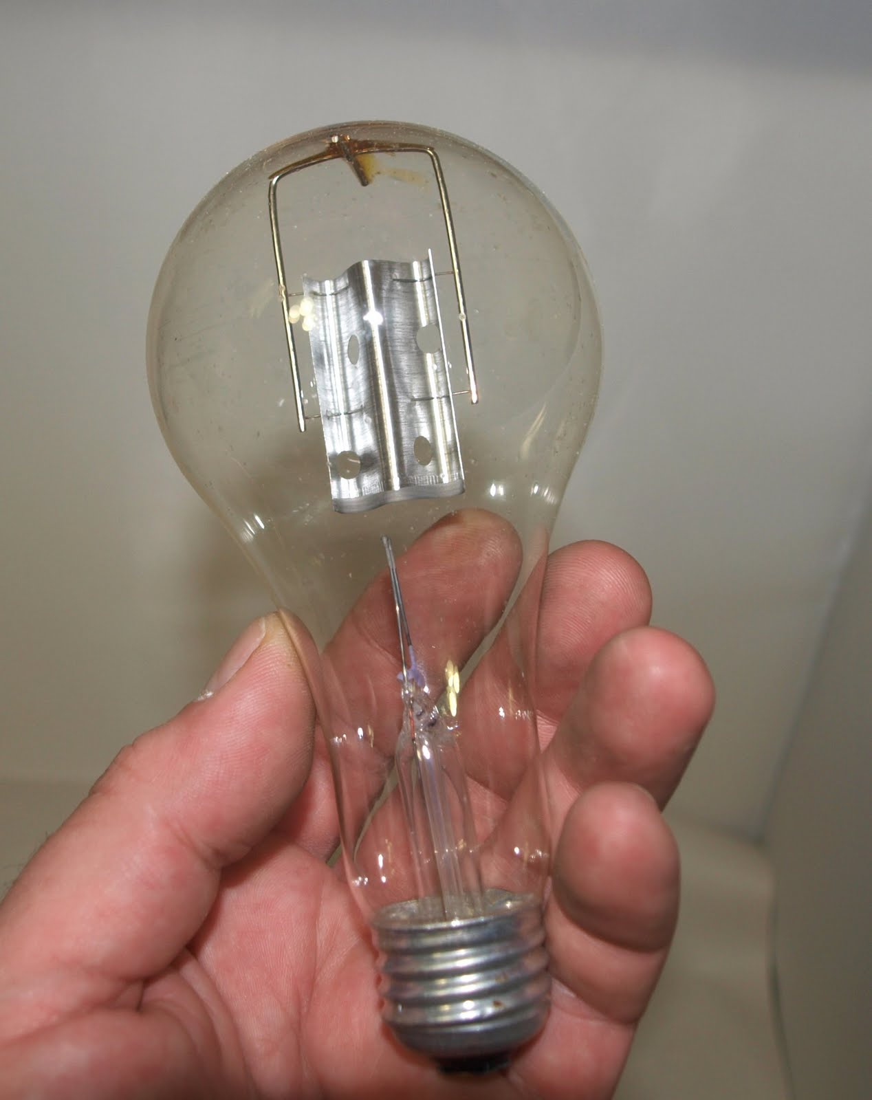 Funky Home Finds For Sale NOS Sylvania FF33 FloodFlash Flash Bulb