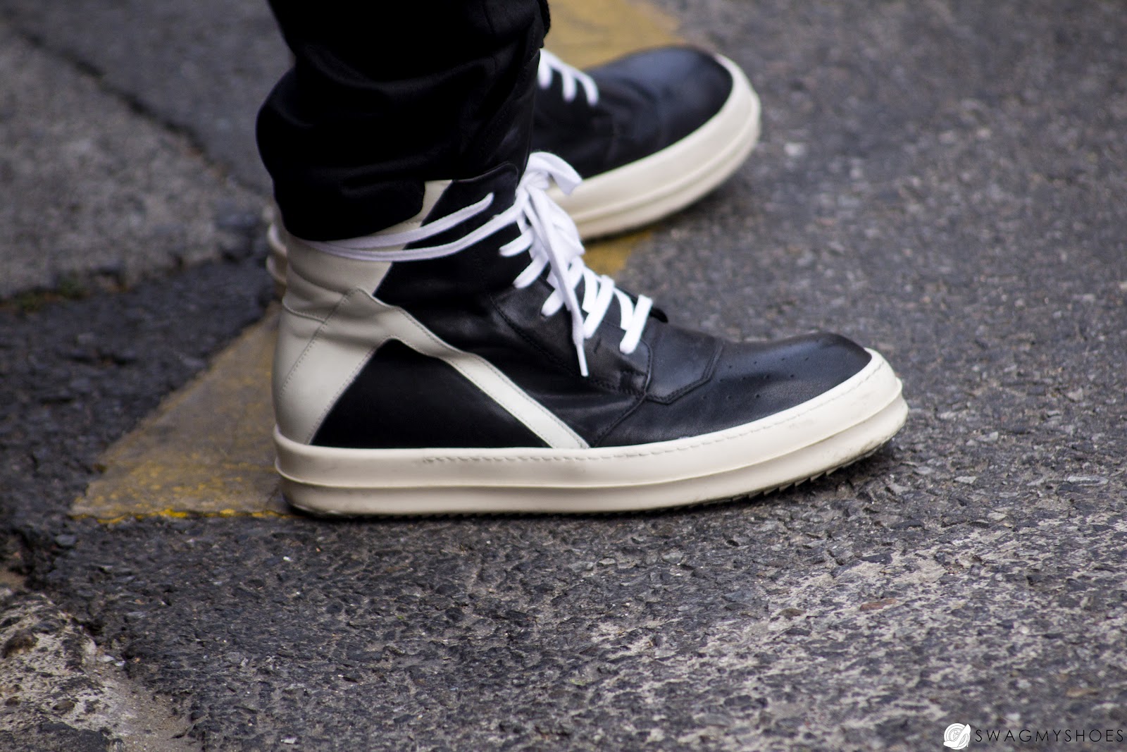 SwagMyShoes: Street Fashion -Shoes- @Siecle