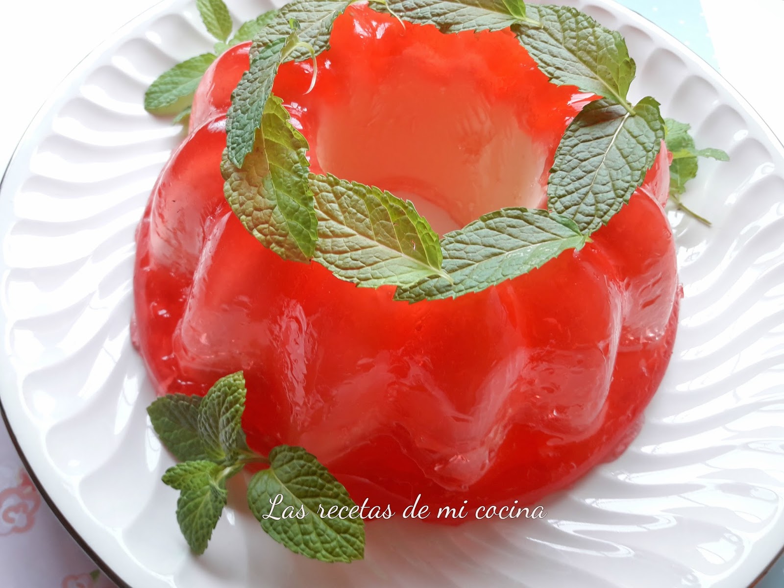 Las Recetas De Mi Cocina Gelatina rellena de queso con leche condensada