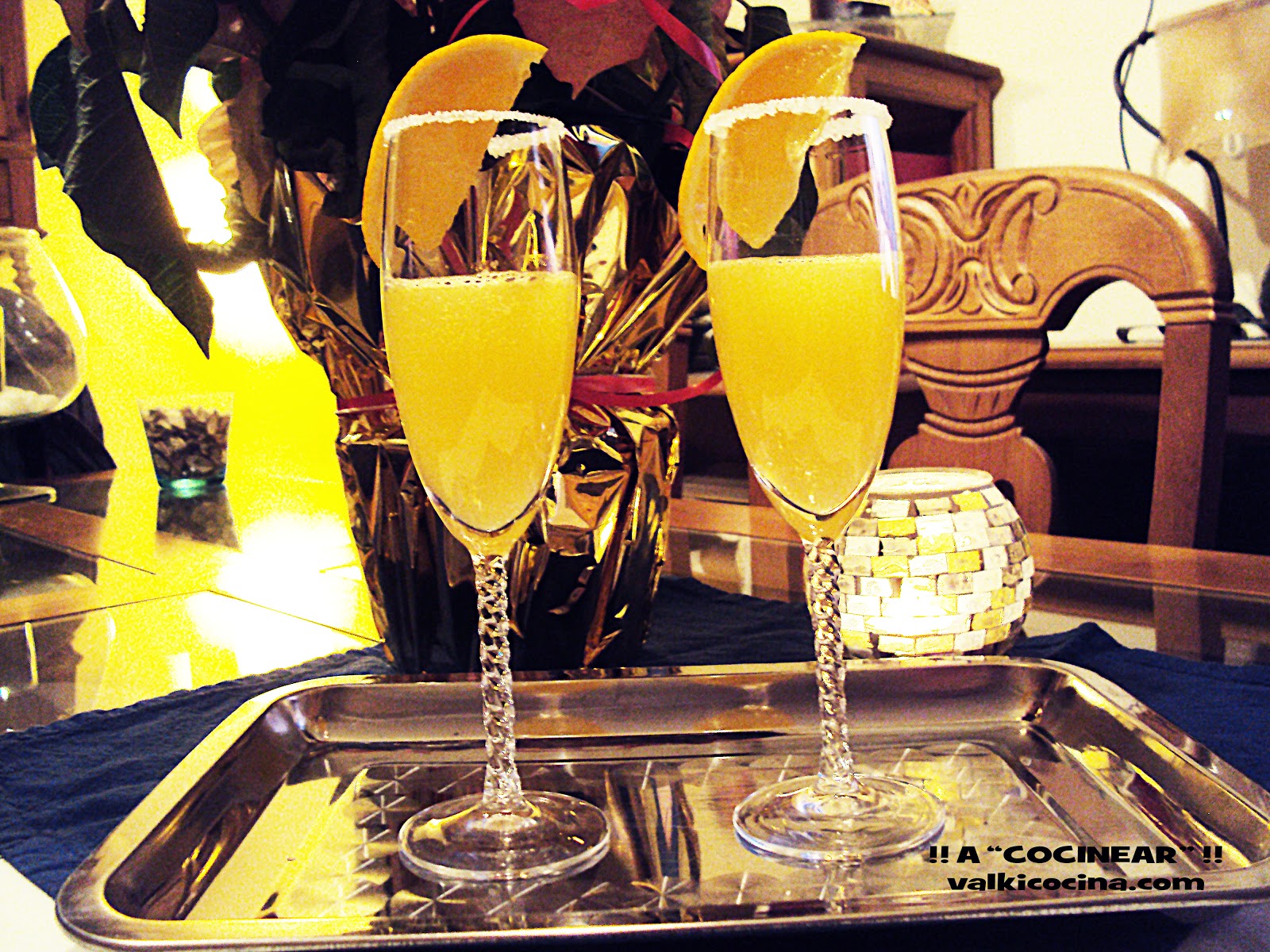 cocktail mimosa de champan o cava con zumo de naranja