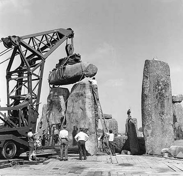 Стоунхендж (Stonehenge)