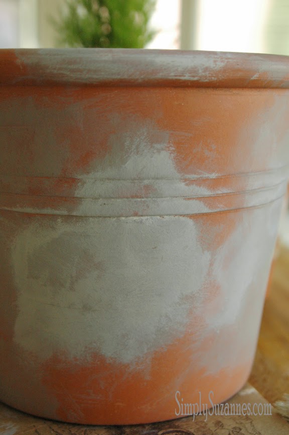 Simply Suzanne's AT HOME diy . . . aging clay pots with paint