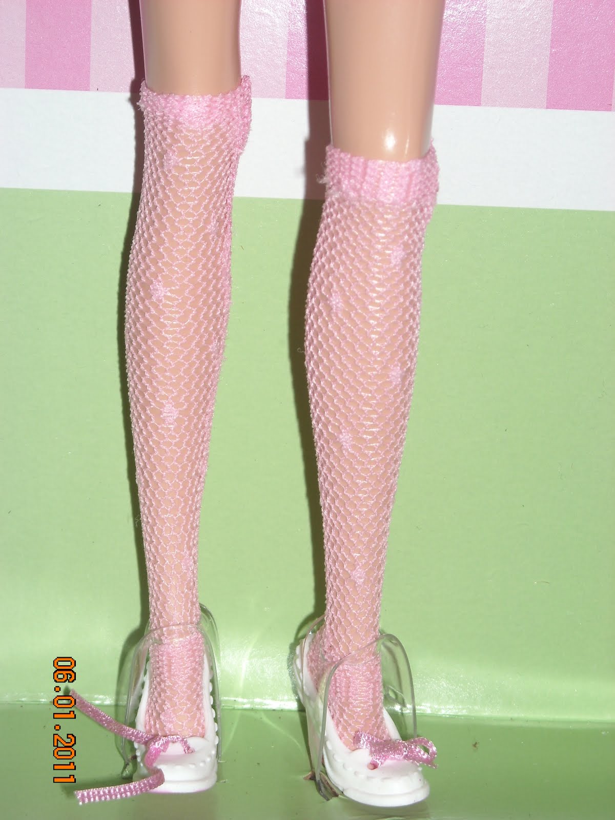 Barbie Moda My Melody Sanrio Nuevo Vestido Verde Y Rosa Corazón 