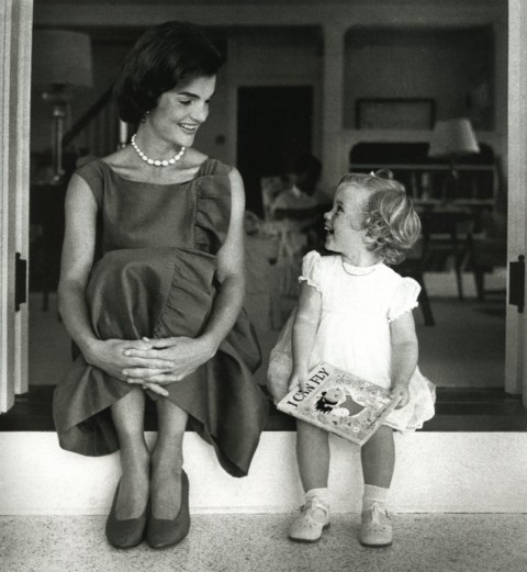 Jacqueline Kennedy Photographs: Jackie Kennedy Casual and Family Life ...