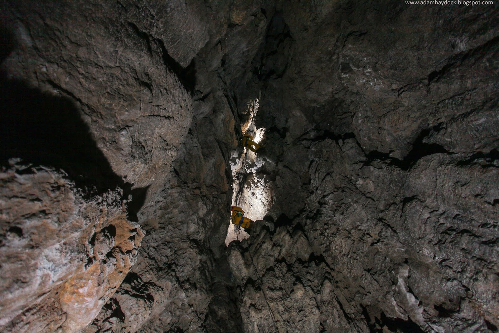MAIN DRAIN CAVE DIVE EXPEDITION 2016, DIVE GEAR HAULIN ADAM HAYDOCK