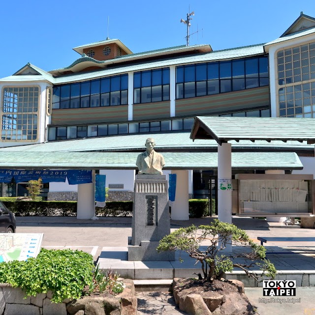 【直島町役場】海島上的飛雲閣　藝術小島3千住民的行政中心