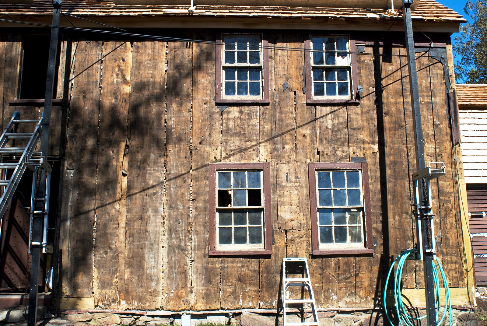 Antique Houses Of Gloucester And Beyond PLANK FRAMES, SECRETS IN THE