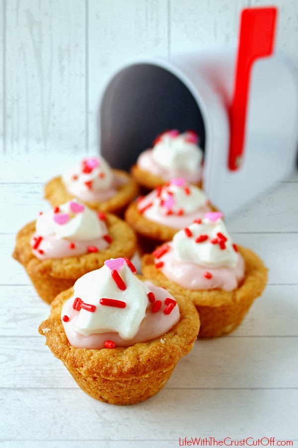 strawberry cream cheese cookie cups