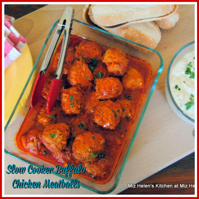 Slow Cooker Buffalo Chicken Meatballs