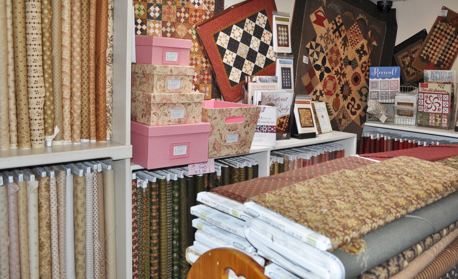 Fat Quarters Quilt Shop Fat Quarters Quilt Shop...