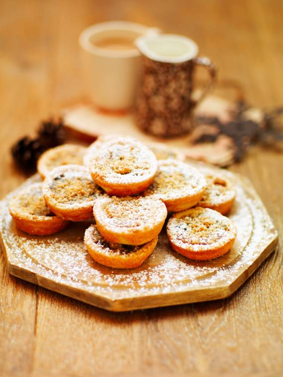 Orange And Cinnamon Crumble Topping Mince pies 