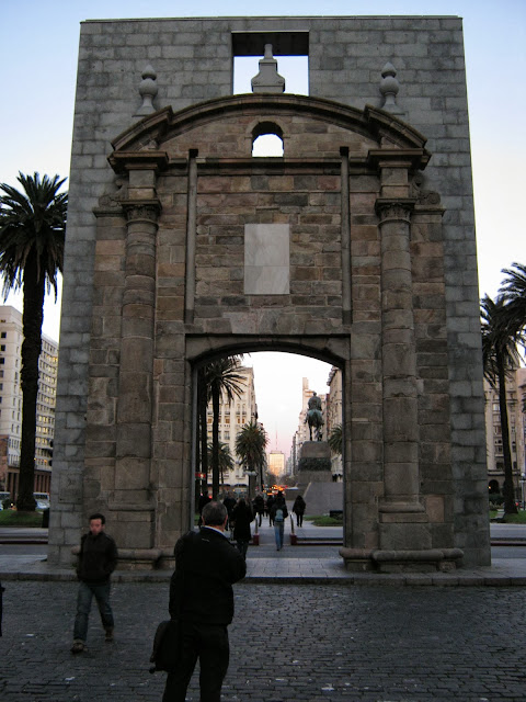 Puerta Cuidadela Montevideo Uruguay