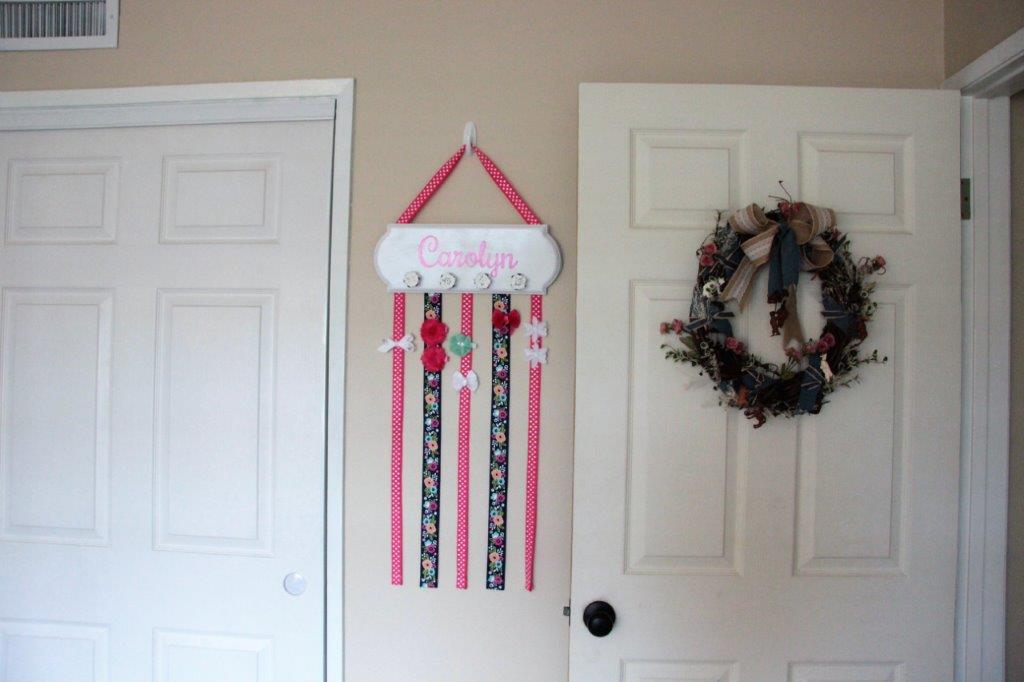 Clearwater Cottage: How to Make a Hair Bow Hanger