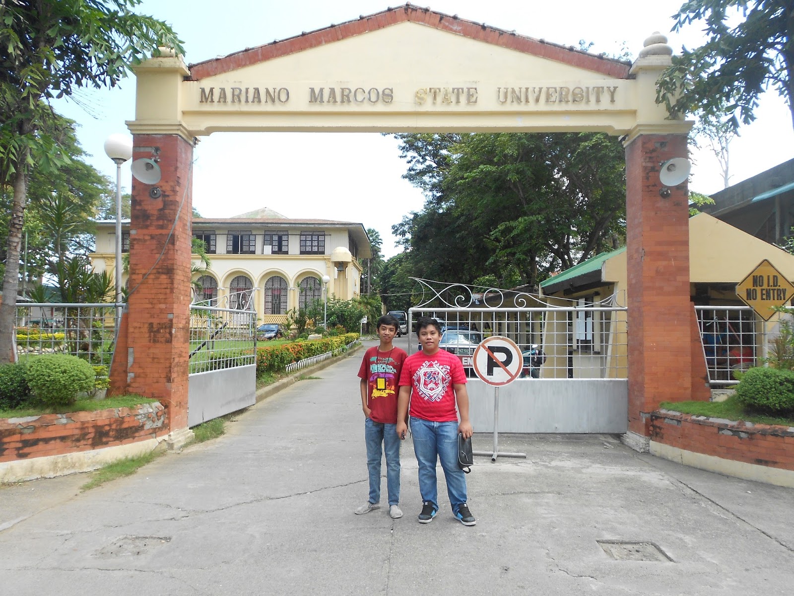 5 Famous Schools of Laoag