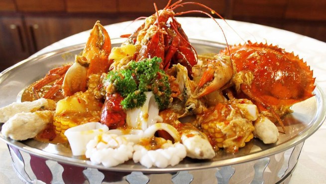 4 Tempat Kuliner Seafood di Medan Yang Populer | Wisata Tempatku