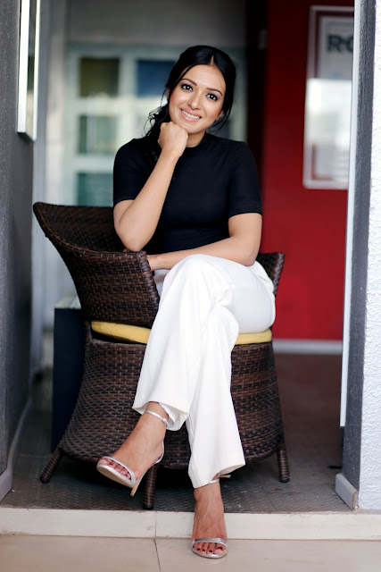 Actress Catherine Tresa Latest Photo Shoot